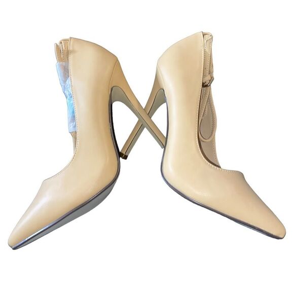 JustFab Jaslene Sz 9 Taupe Pointy Toe 5” Heels Gold Lock Key Sets Pumps Heels - Picture 4 of 8